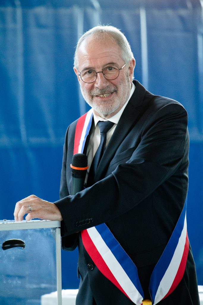 Jean-Jacques LOPEZ, maire de la commune de Salses-le-Château